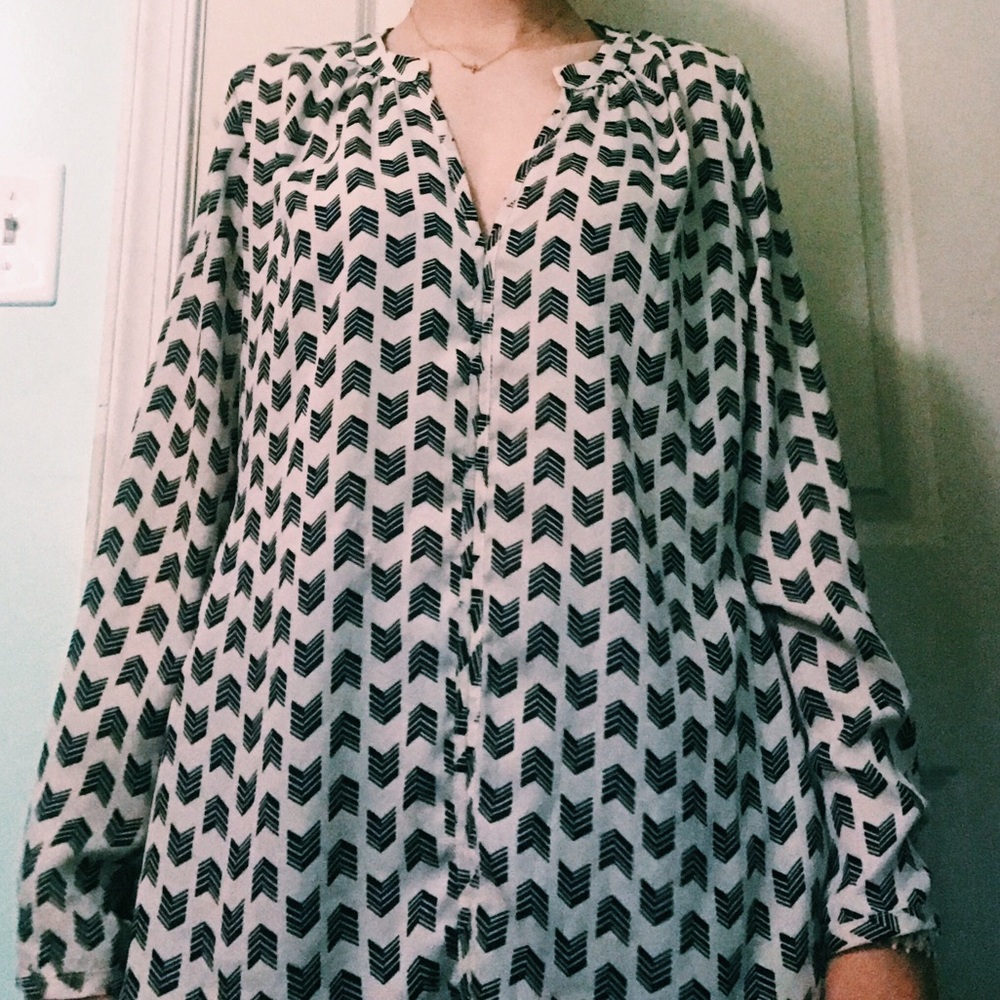 white blouse with arrows